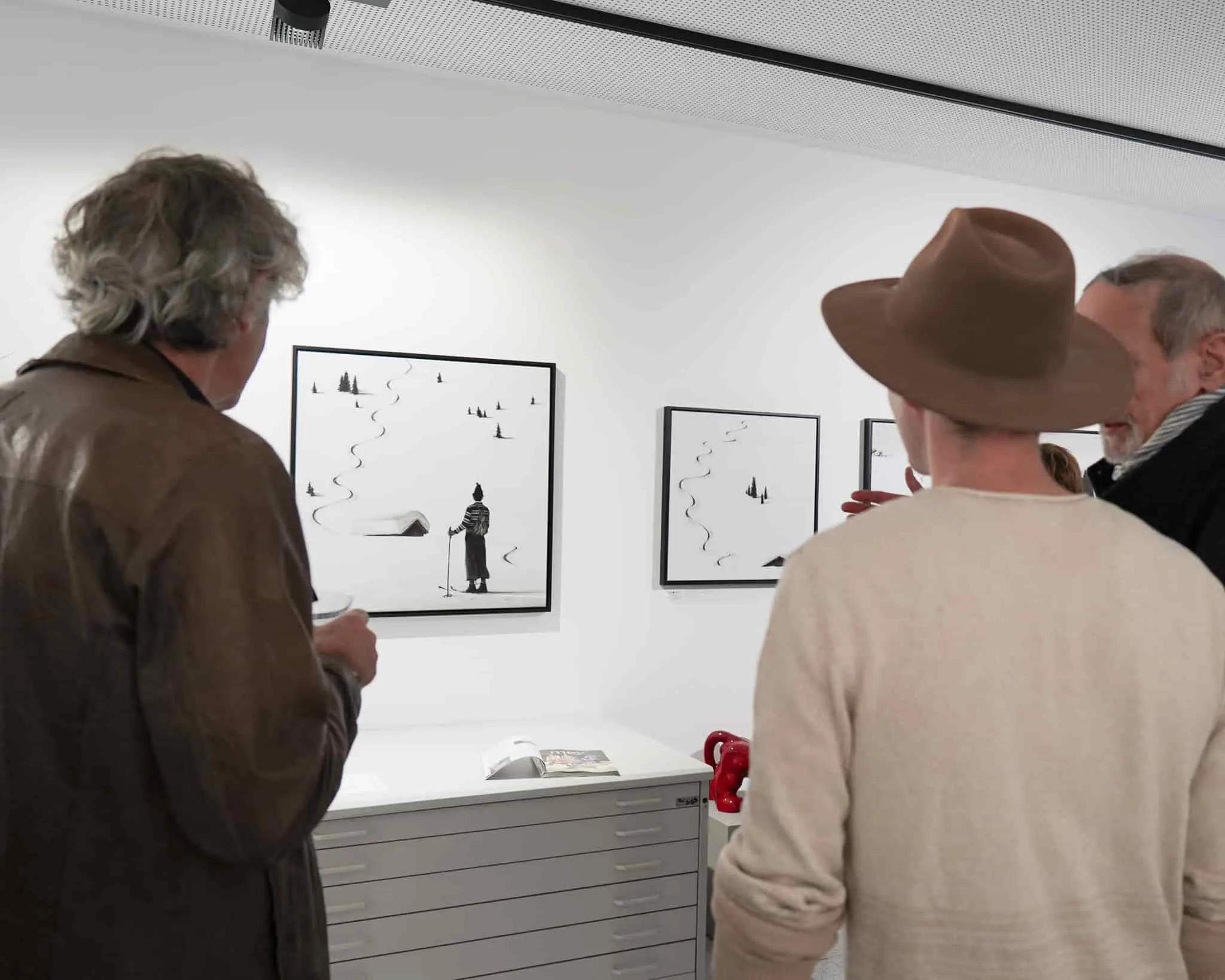 Kohlegemälde in der Galerie Augustin